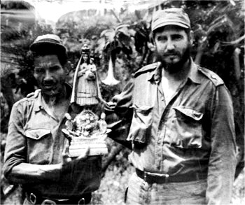 RUANO FAXAS. FIDEL CON LA VIRGEN DE LA CARIDAD DE COBRE